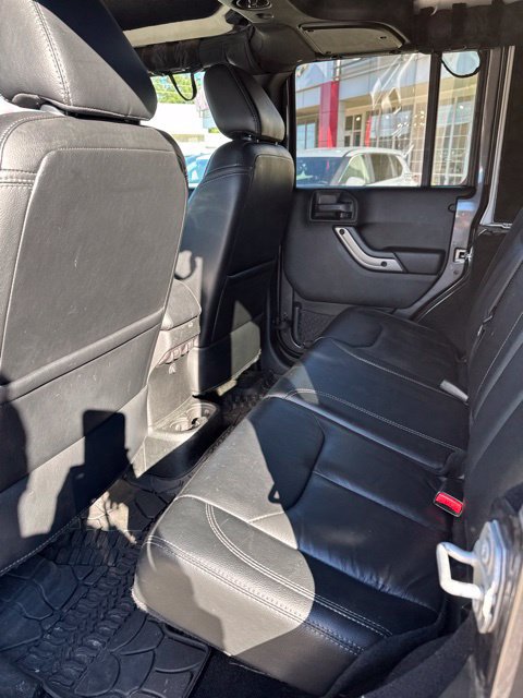 Used 2018 Jeep Wrangler Unlimited Sahara AWD/4WD image 18