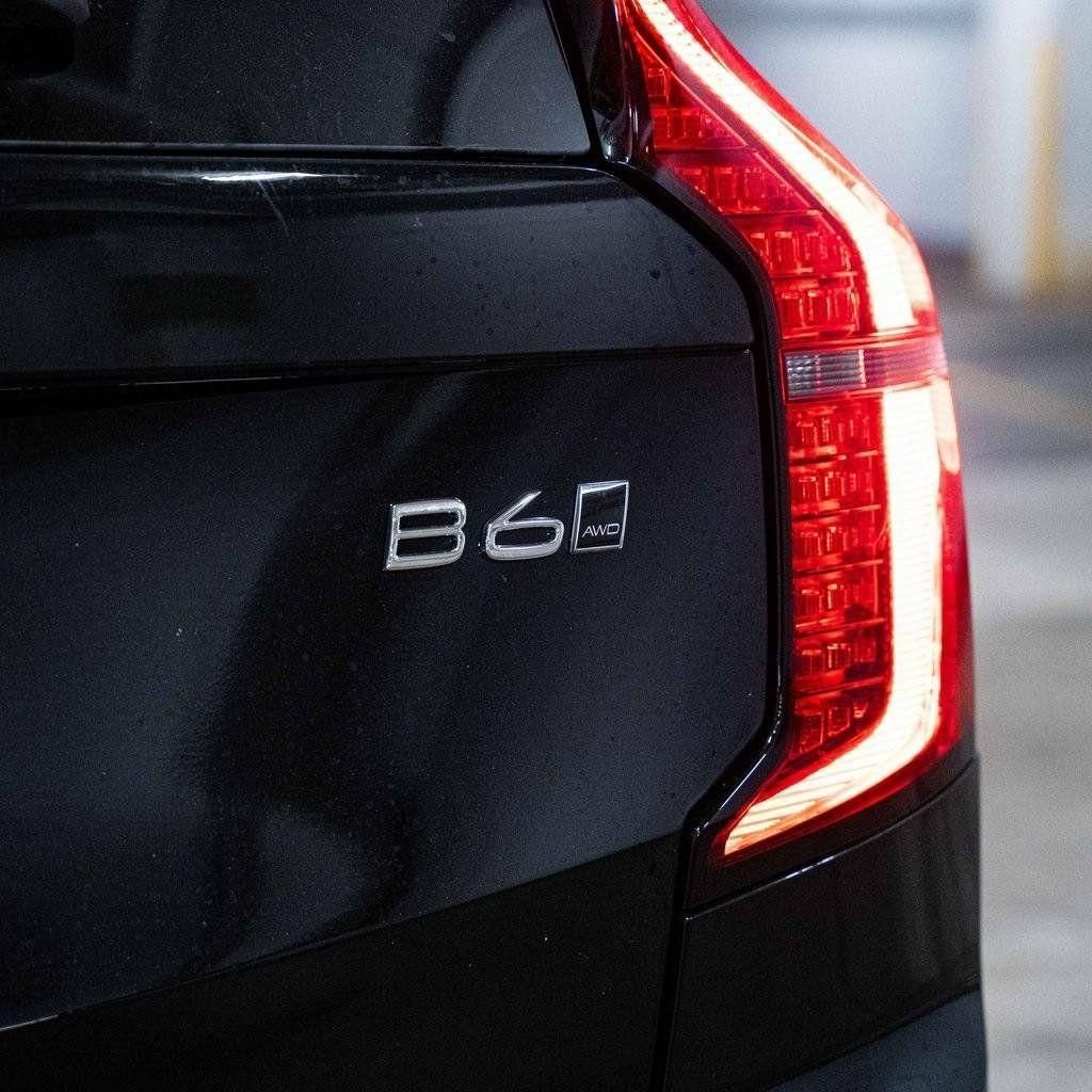New 2026 Volvo XC90 B6 Plus w/ Protection Package Premier AWD/4WD image 6