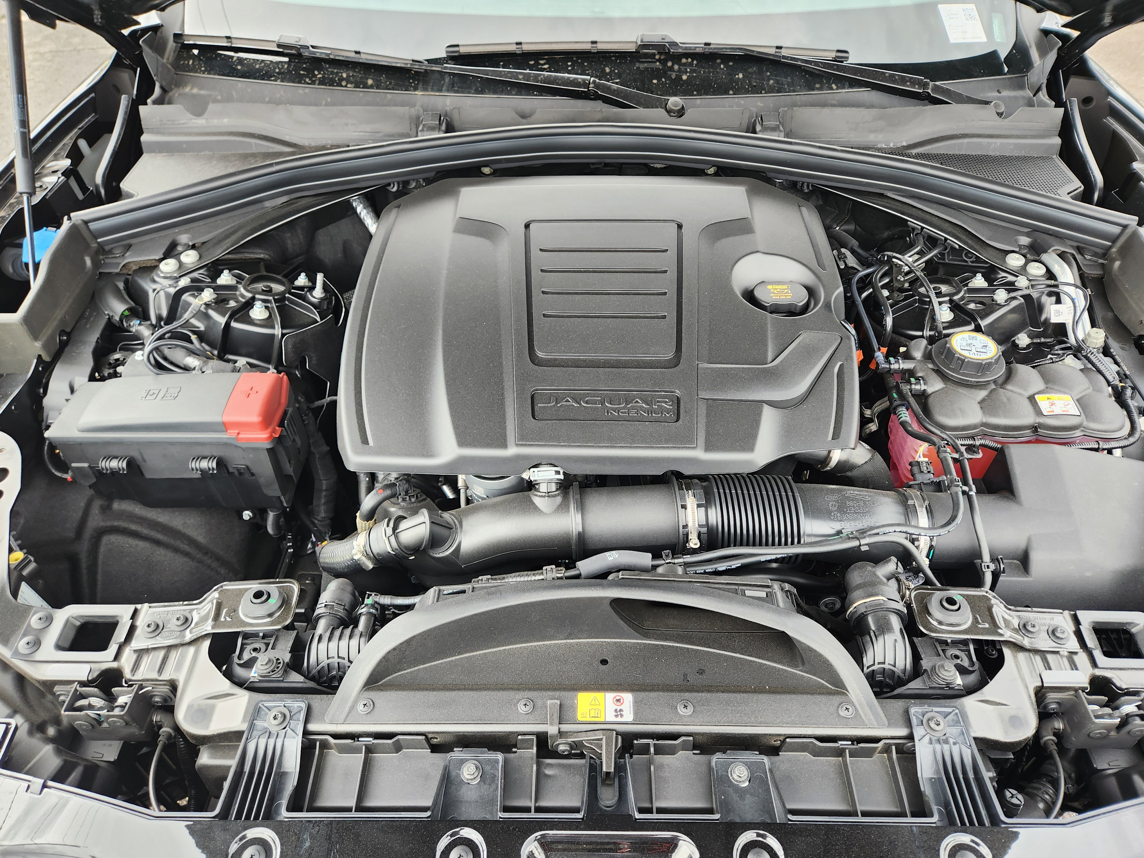 New 2026 Jaguar F-PACE R-Dynamic S image 24