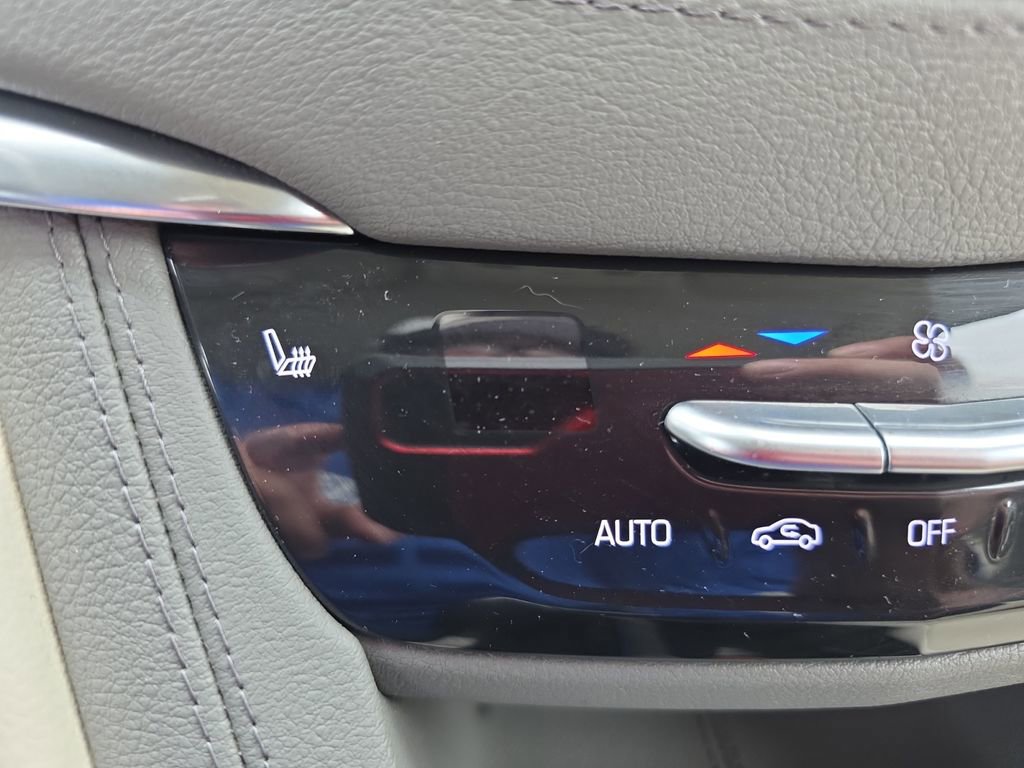 Used 2021 Cadillac XT5 Premium Luxury image 25