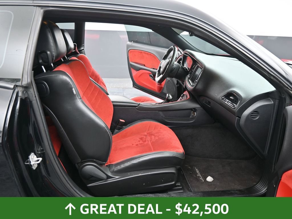 Used 2016 Dodge Challenger SRT Hellcat image 49