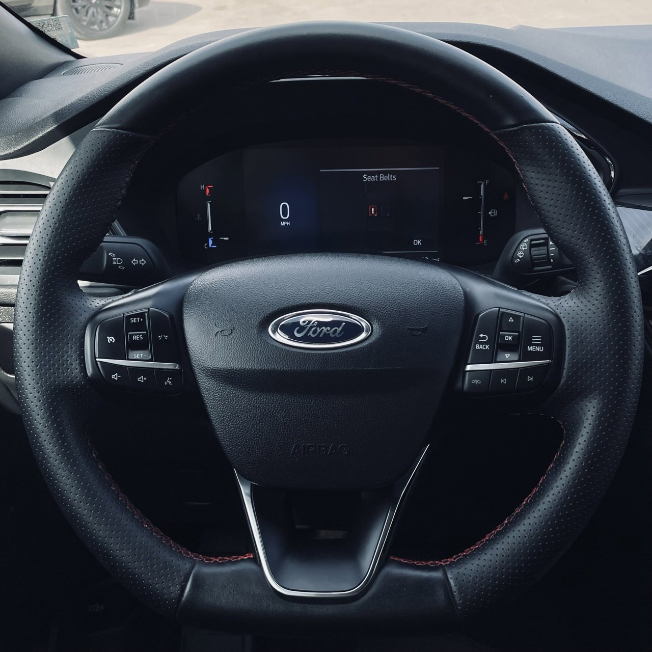 Used 2025 Ford Escape ST-Line image 12