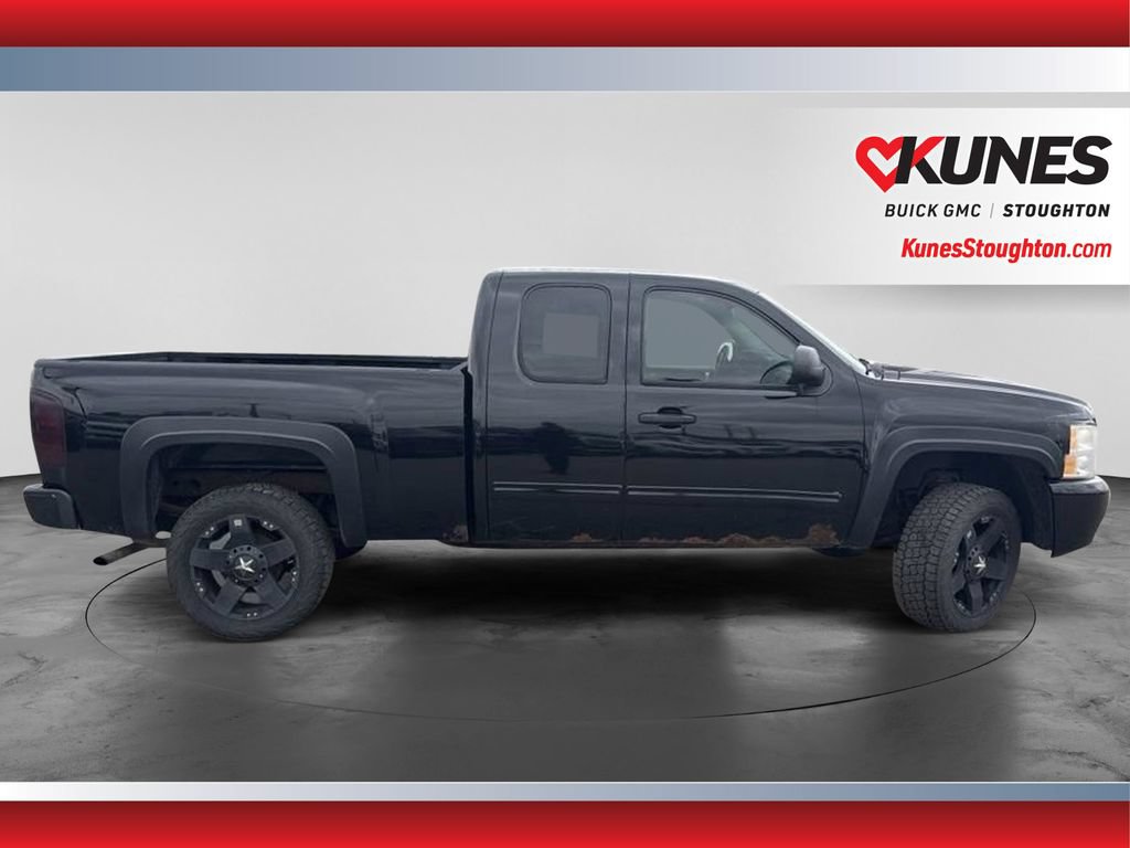 Used 2009 Chevrolet Silverado 1500 LT w/ Power Pack Plus AWD/4WD image 15