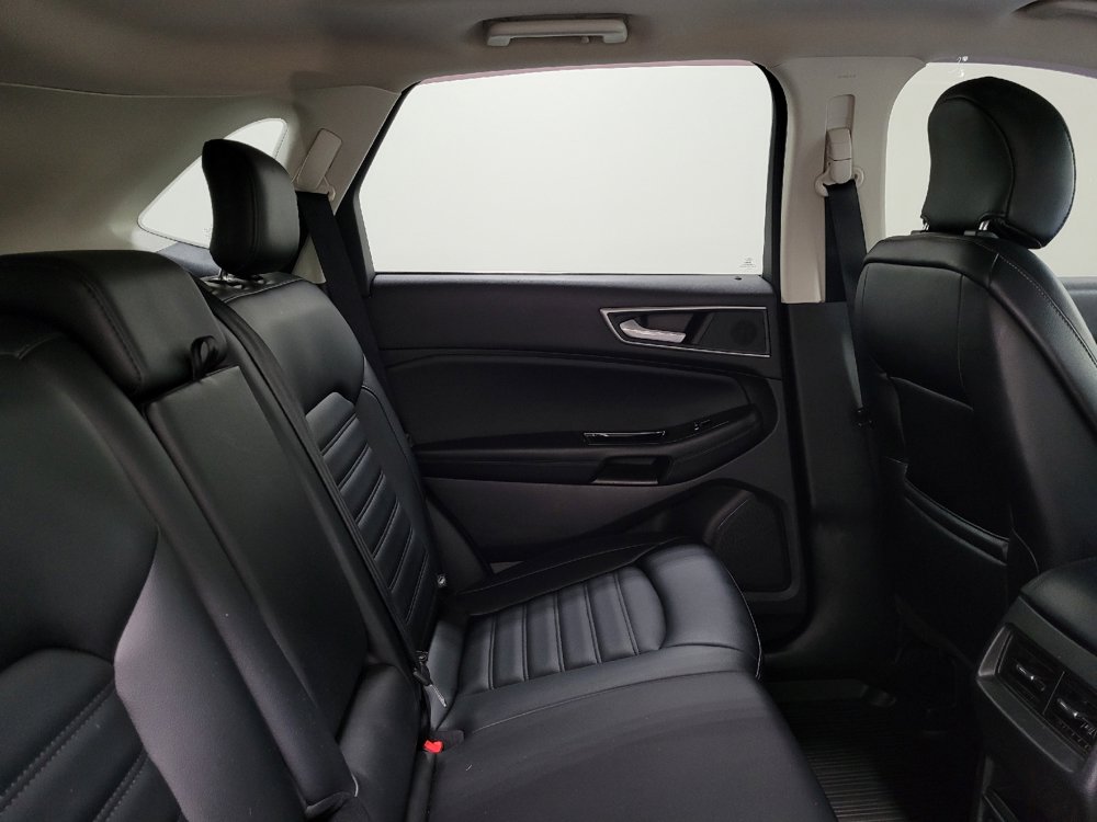 Used 2019 Ford Edge SEL w/ Equipment Group 201A AWD/4WD image 19
