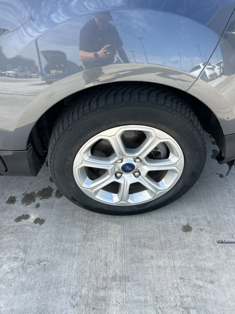 Used 2019 Ford EcoSport SE w/ SE Convenience Package image 16