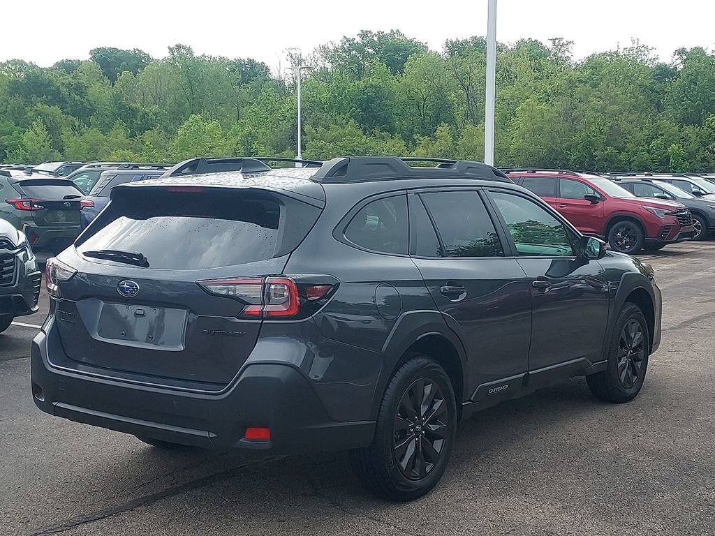 Certified 2025 Subaru Outback Onyx Edition AWD/4WD image 9