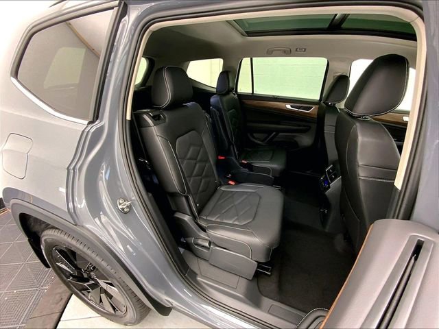 New 2026 Volkswagen Atlas SE image 10