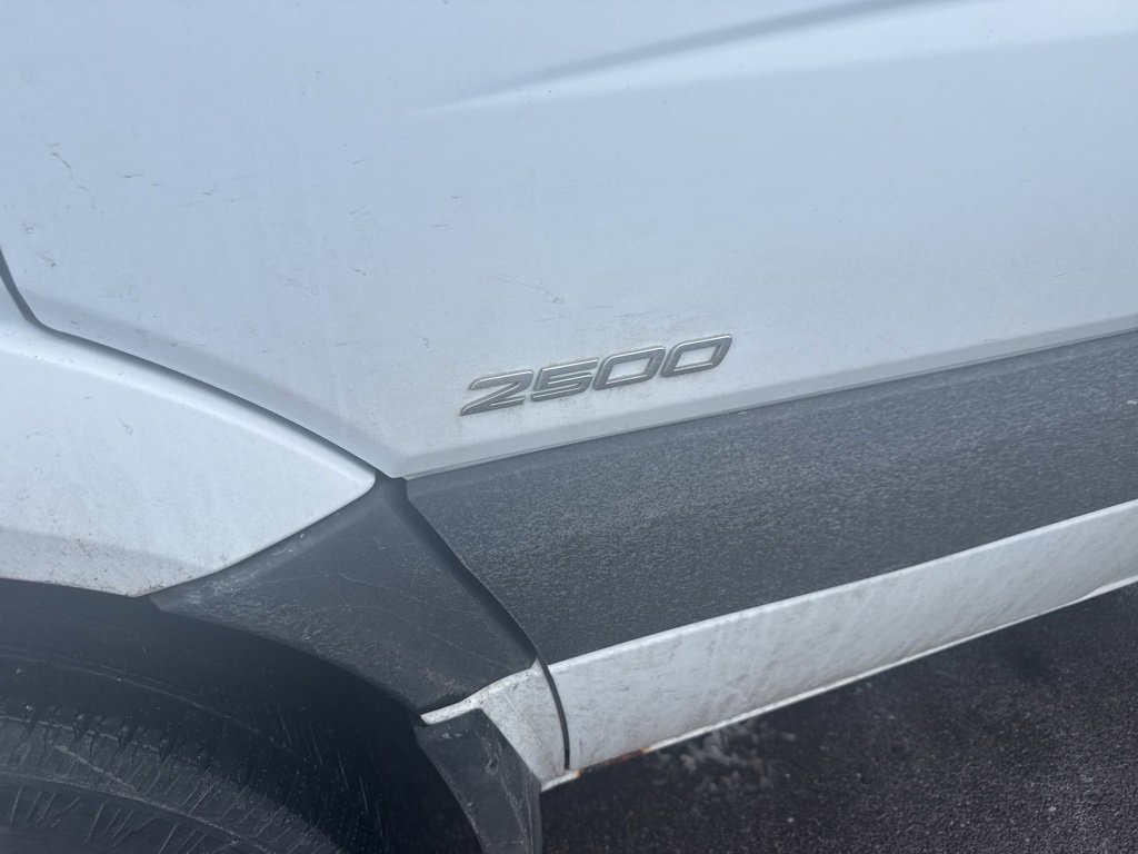 Used 2015 Freightliner Sprinter 2500 image 6