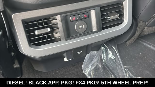 New 2026 Ford F350 Lariat w/ Black Appearance Package AWD/4WD image 8