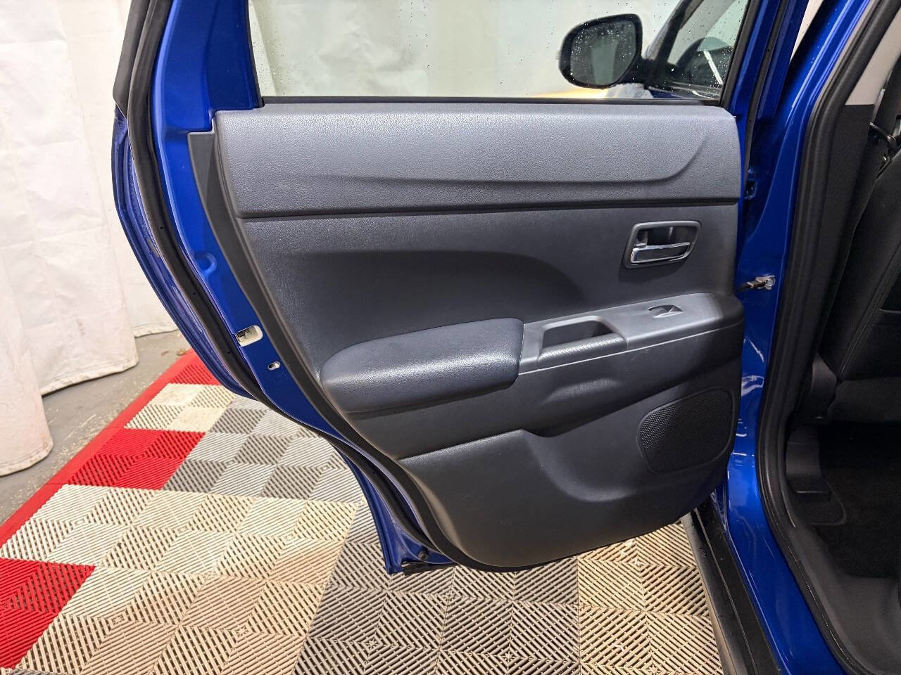 Used 2016 Mitsubishi Outlander Sport SEL AWD/4WD image 9