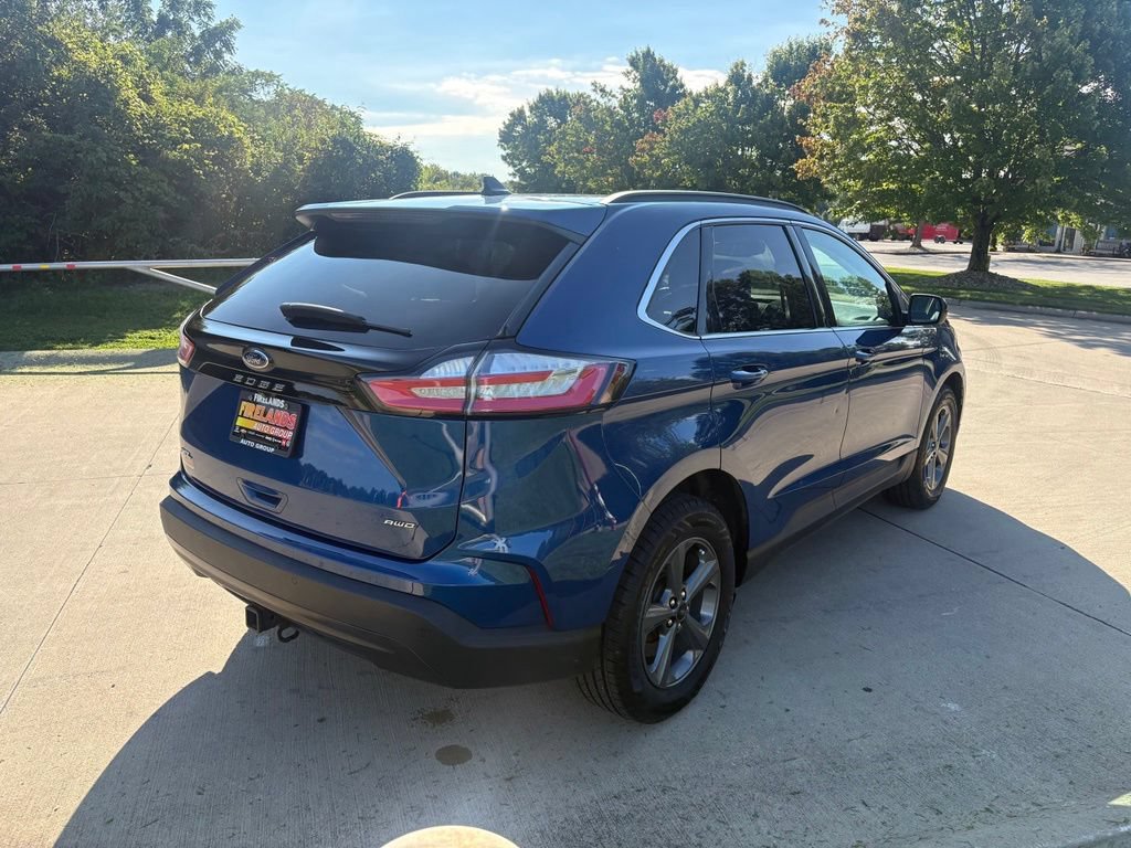 Used 2022 Ford Edge SEL w/ Sport Appearance Package AWD/4WD image 9