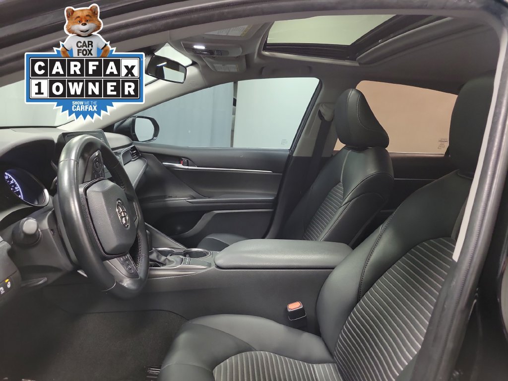 Used 2024 Toyota Camry SE w/ Cold Weather Package FWD image 15