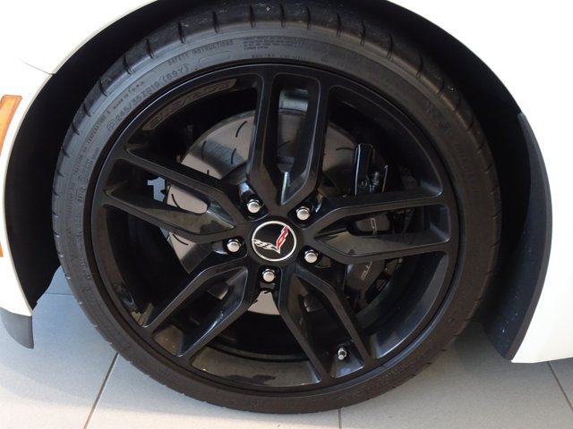 Used 2014 Chevrolet Corvette Stingray Convertible w/ 3LT Preferred Equipment Group RWD image 23