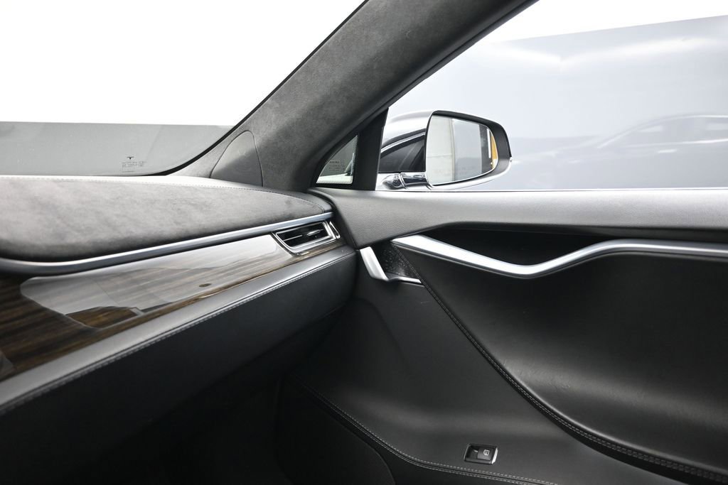 Used 2015 Tesla Model S 85D AWD/4WD image 17