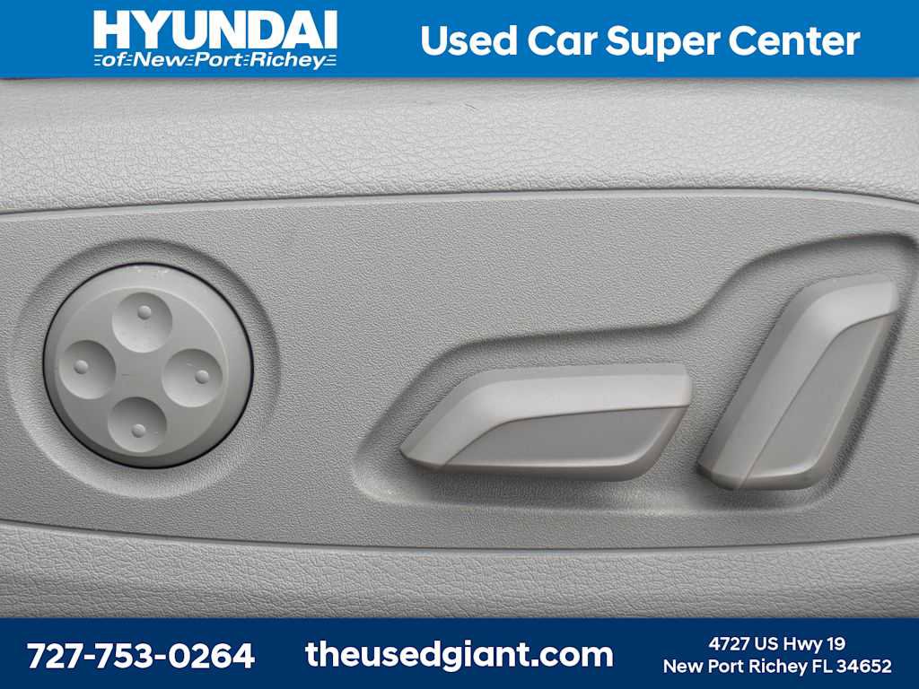 Used 2021 Audi A4 2.0T Premium w/ Convenience Package image 21