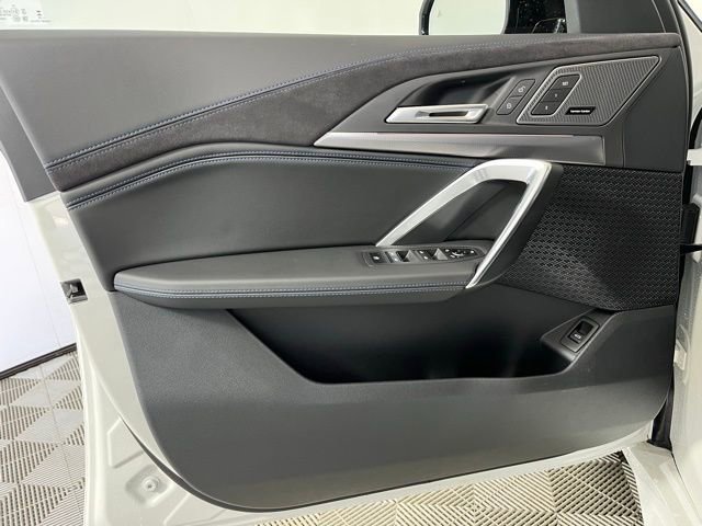 New 2026 BMW X2 M35i w/ M Sport Professional Package AWD/4WD image 10