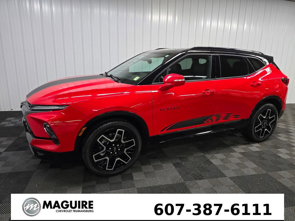 Used 2023 Chevrolet Blazer RS w/ Enhanced Convenience Package AWD/4WD image 3