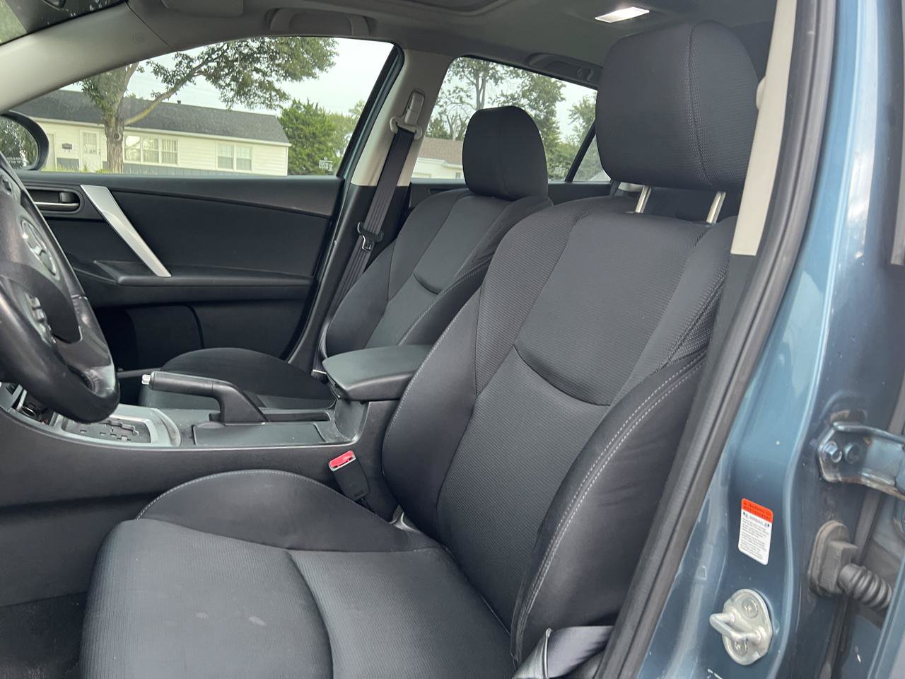 Used 2010 MAZDA MAZDA3 s Sport FWD image 21