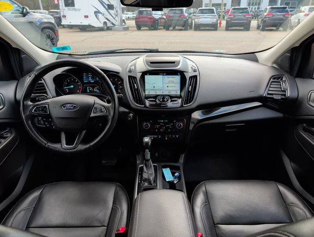 Used 2018 Ford Escape Titanium w/ Ford Safe & Smart Package image 19