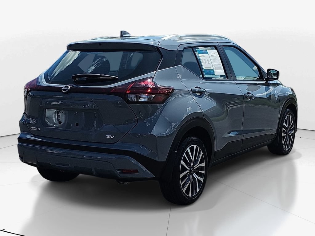 Used 2023 Nissan Kicks SV FWD image 6