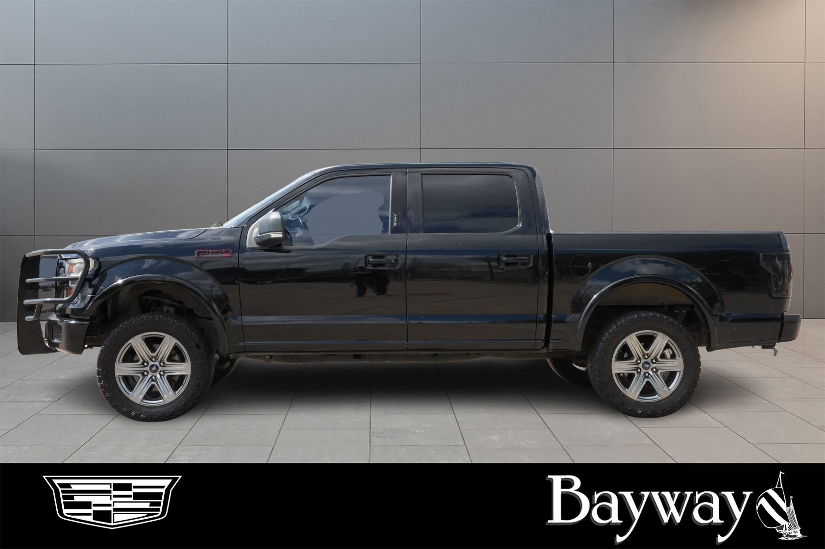Used 2016 Ford F150 XLT w/ Equipment Group 302A Luxury image 4