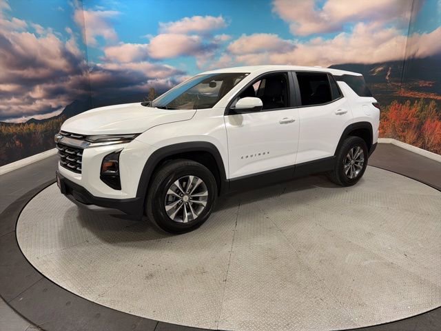Used 2026 Chevrolet Equinox LT image 4
