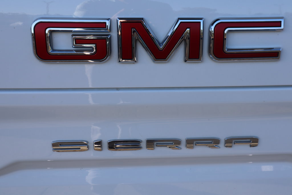 Used 2022 GMC Sierra 1500 Elevation AWD/4WD image 17