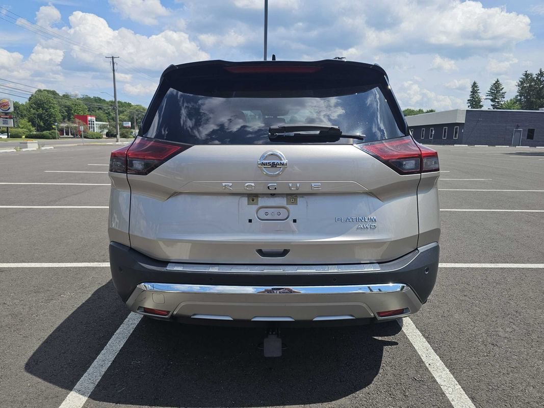Used 2021 Nissan Rogue Platinum AWD/4WD image 6