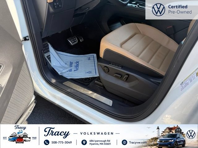Certified 2026 Volkswagen Atlas Cross Sport SEL R-Line AWD/4WD image 13