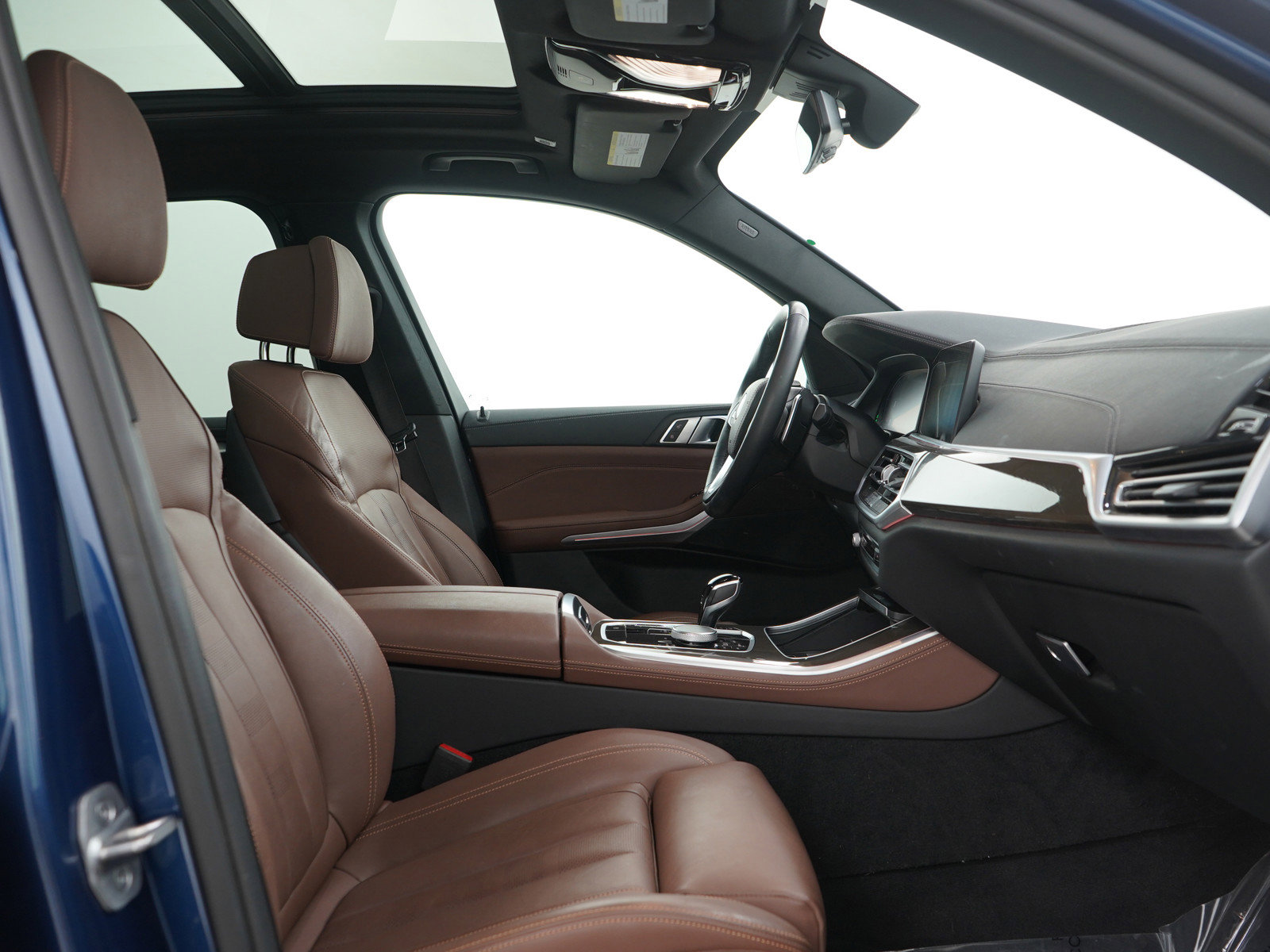 Used 2022 BMW X5 xDrive40i w/ Premium Package image 13