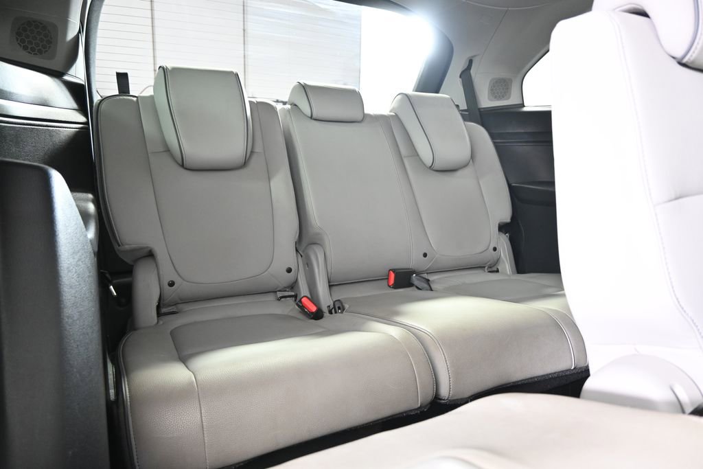 Used 2023 Honda Odyssey Elite image 16