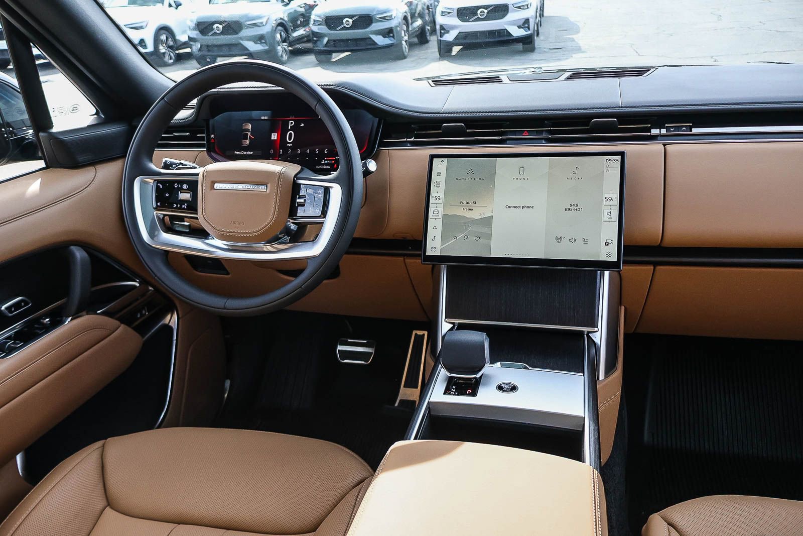 New 2026 Land Rover Range Rover SE image 23