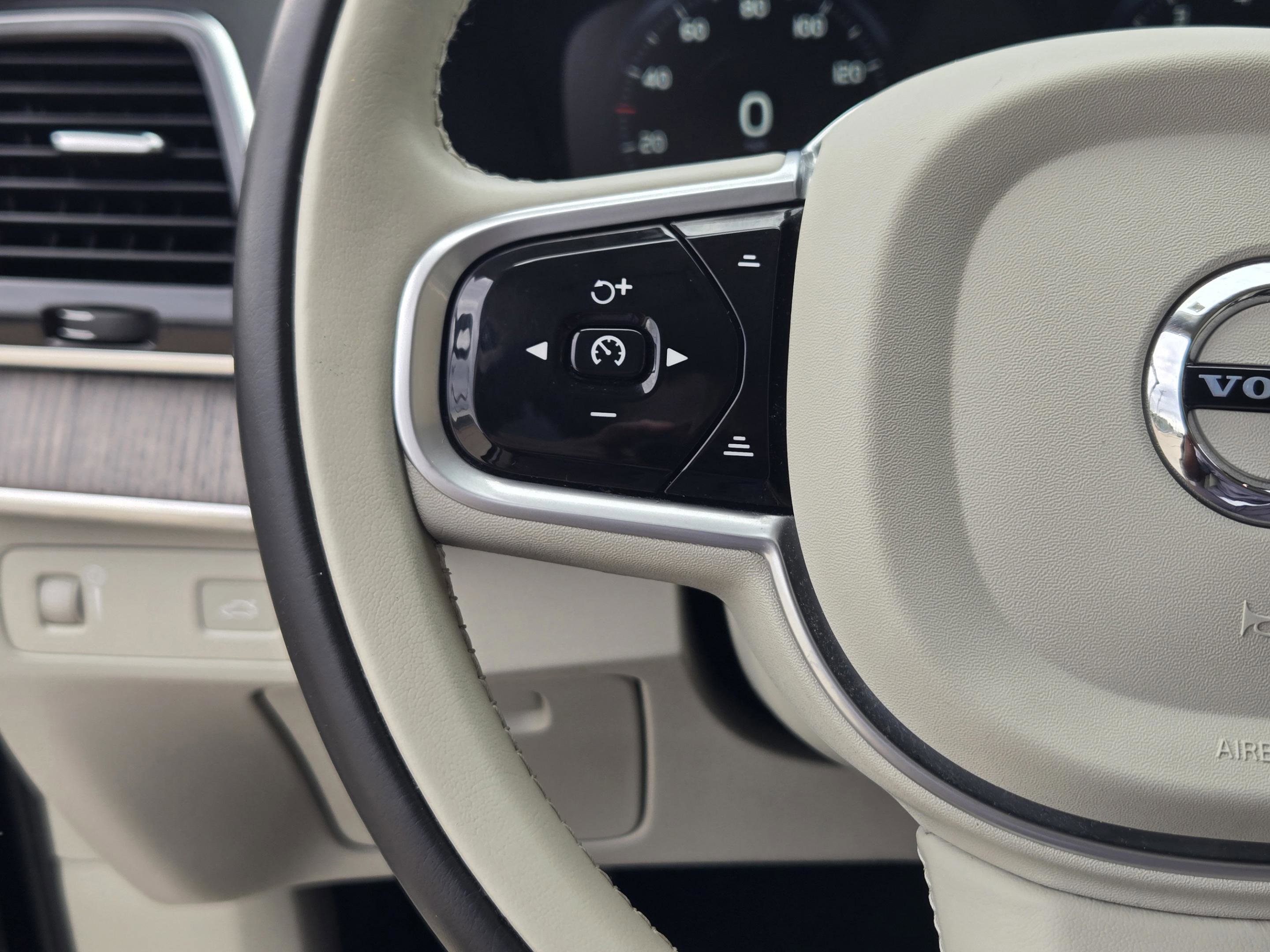 Used 2022 Volvo XC90 T6 Inscription w/ Advanced Package AWD/4WD image 27