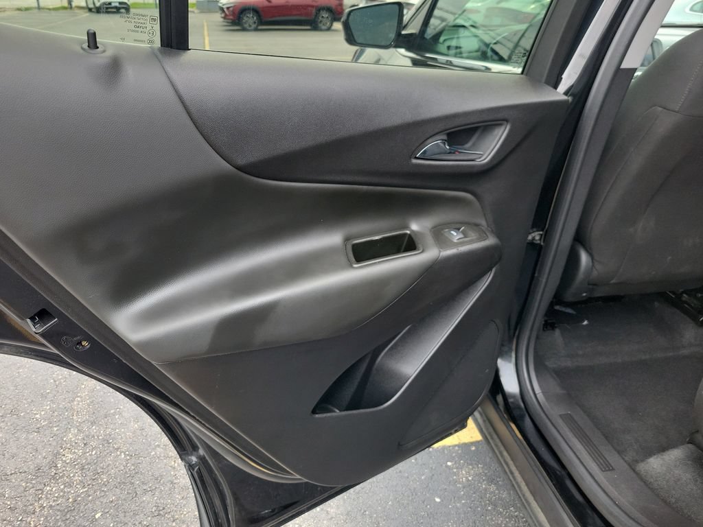 Used 2024 Chevrolet Equinox LT AWD/4WD image 17