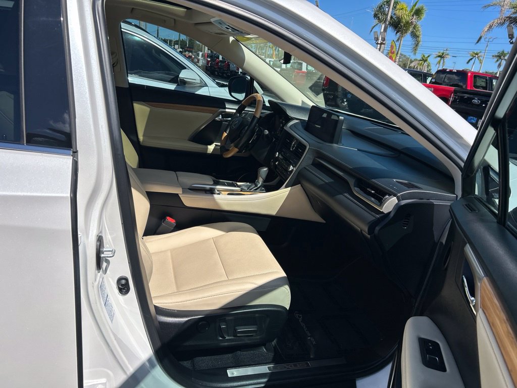 Used 2022 Lexus RX 350L Premium w/ Premium Package AWD/4WD image 44