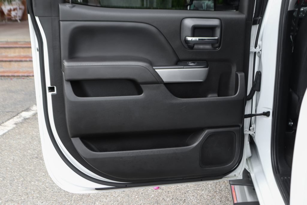 Used 2017 Chevrolet Silverado 2500 LTZ w/ Duramax Plus Package AWD/4WD image 32