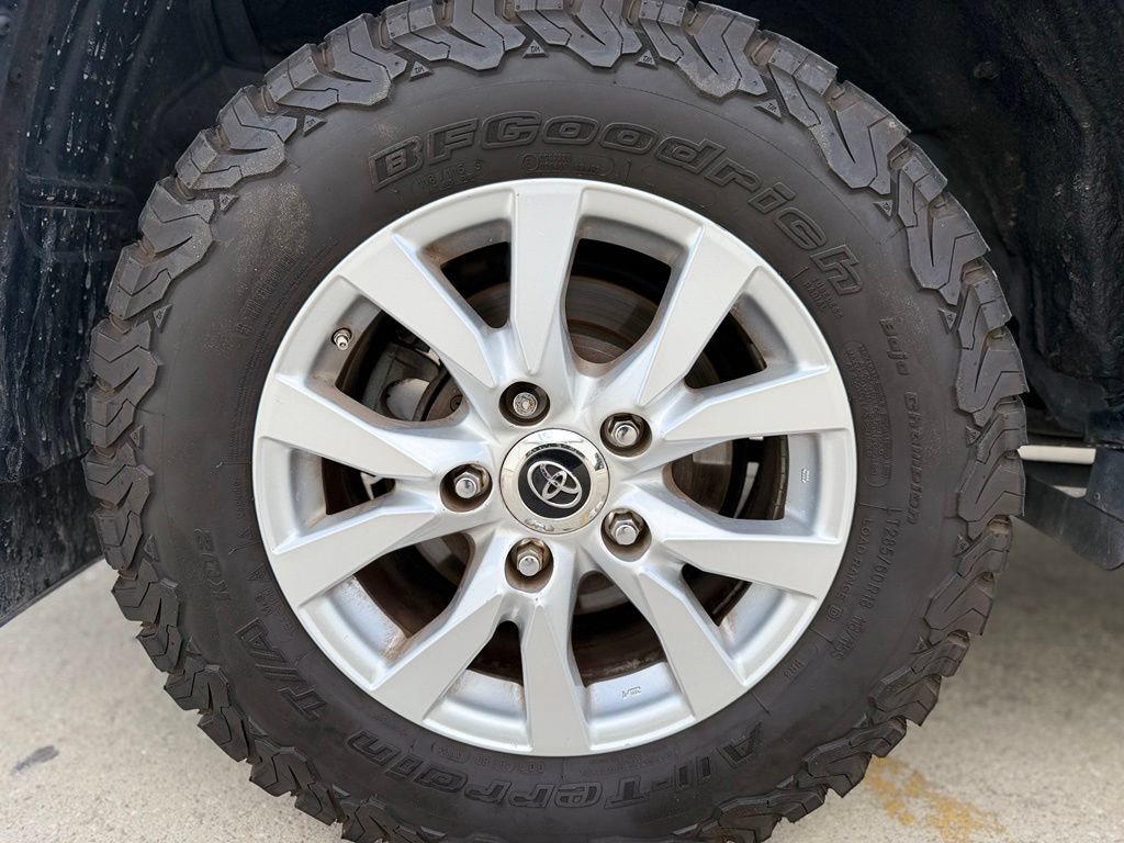 Used 2019 Toyota Land Cruiser AWD/4WD image 11