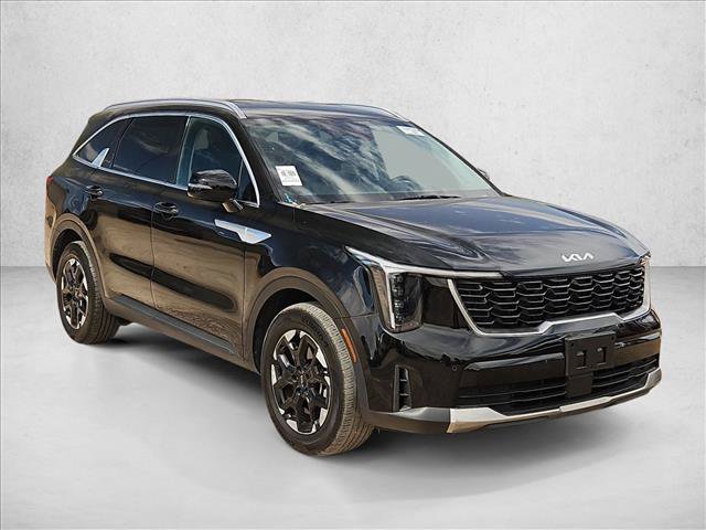 Used 2025 Kia Sorento S FWD image 3