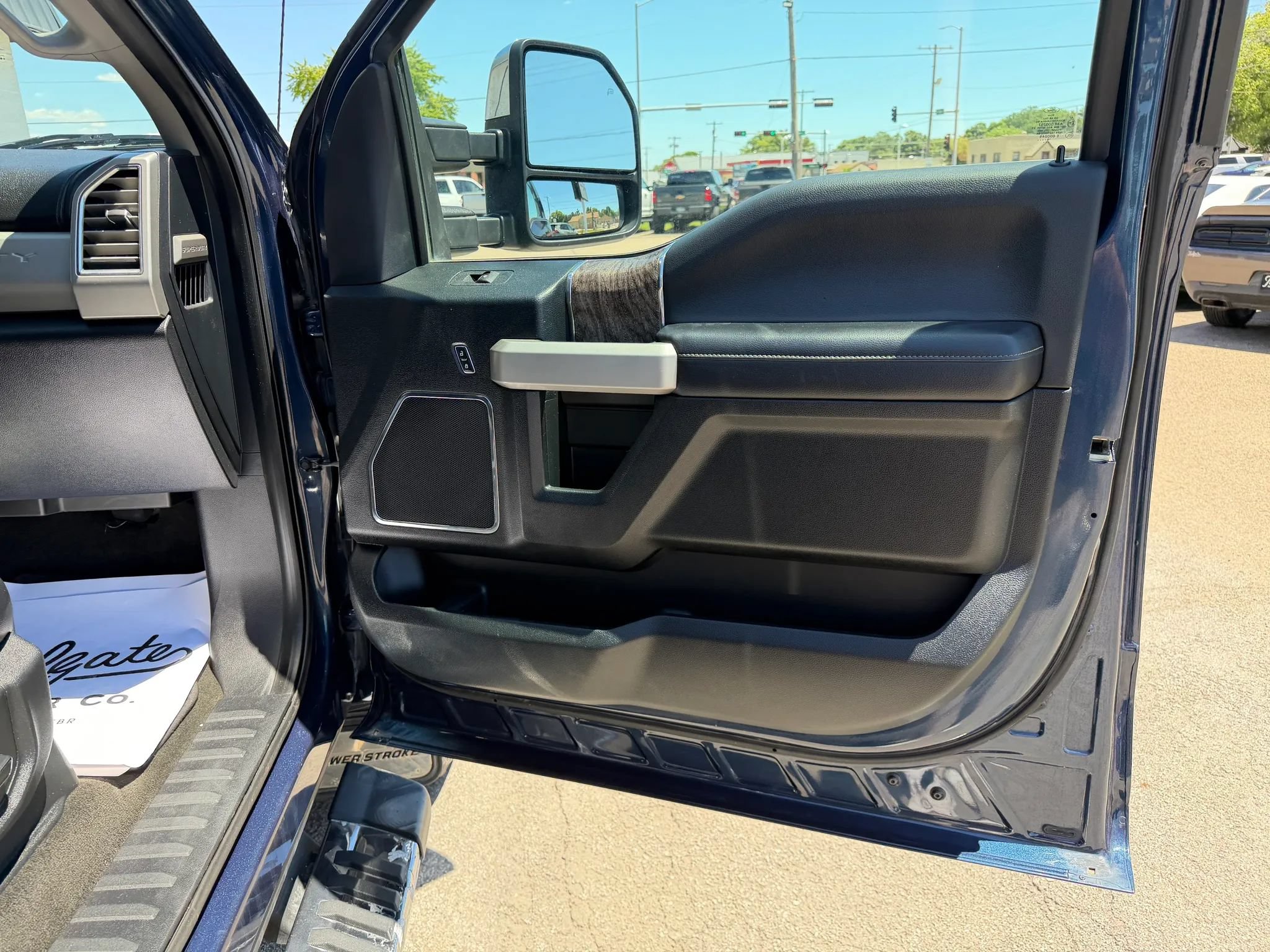 Used 2017 Ford F250 Lariat w/ Chrome Package AWD/4WD image 17