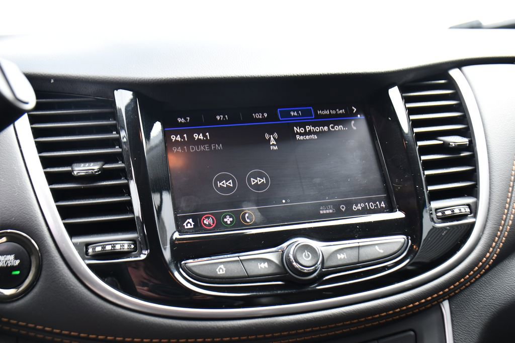 Used 2022 Chevrolet Trax LT w/ LT Convenience Package AWD/4WD image 30