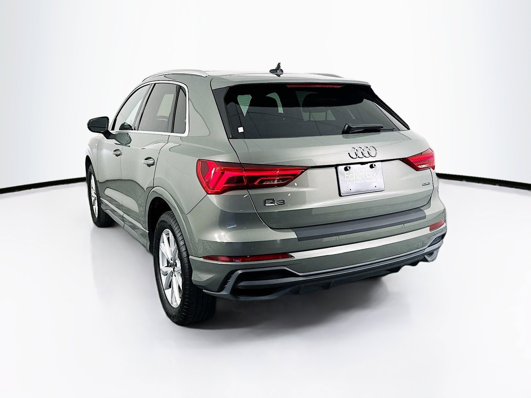 Used 2025 Audi Q3 2.0T Premium image 5