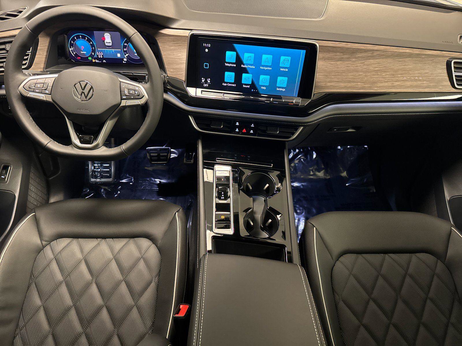 New 2026 Volkswagen Atlas SEL Premium R-Line image 12