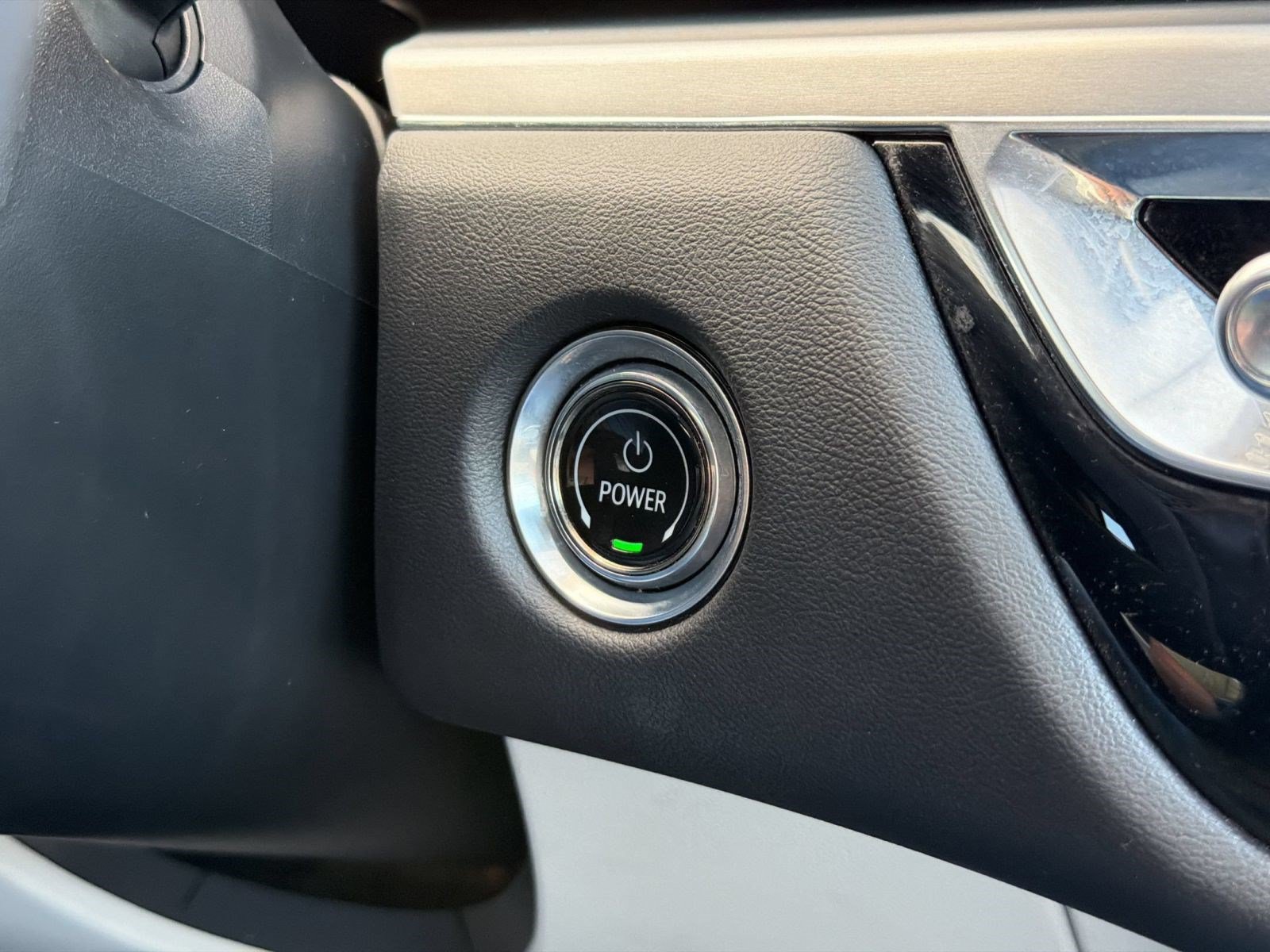 Certified 2024 Cadillac Lyriq Sport AWD/4WD image 16