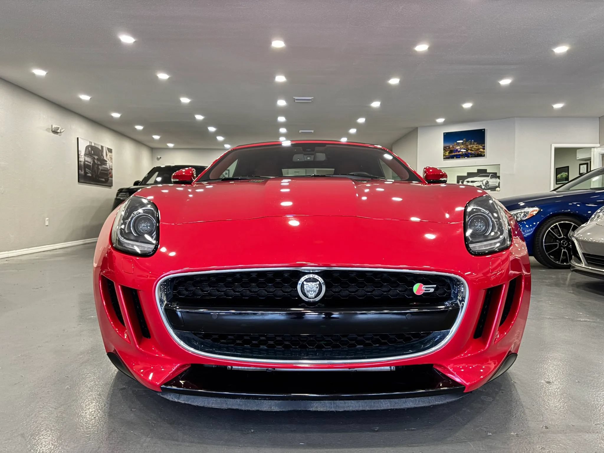 Used 2014 Jaguar F-TYPE S RWD image 2
