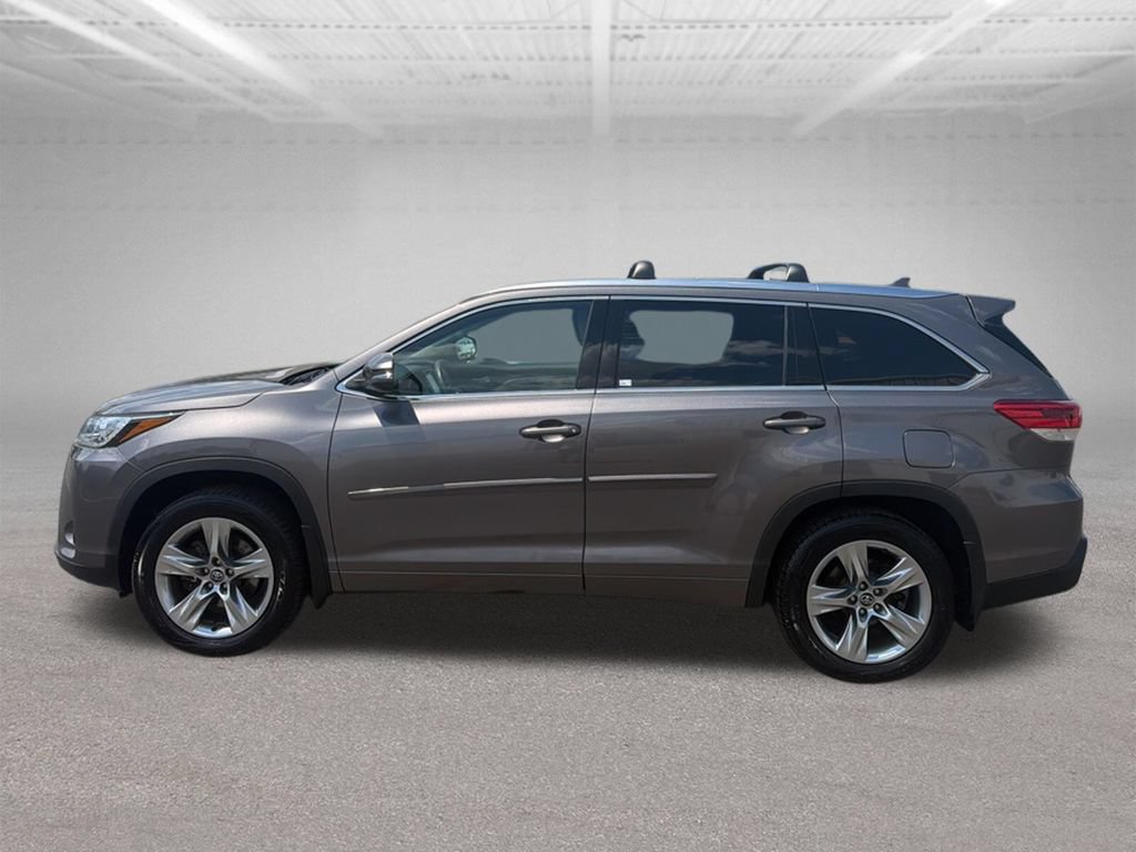 Used 2018 Toyota Highlander Limited AWD/4WD image 6