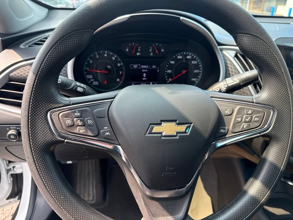 Used 2024 Chevrolet Malibu LT FWD image 25