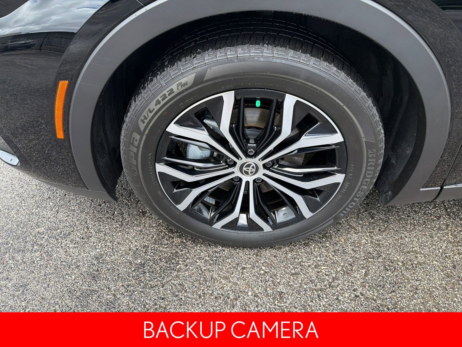 Used 2025 Toyota Crown AWD/4WD image 12