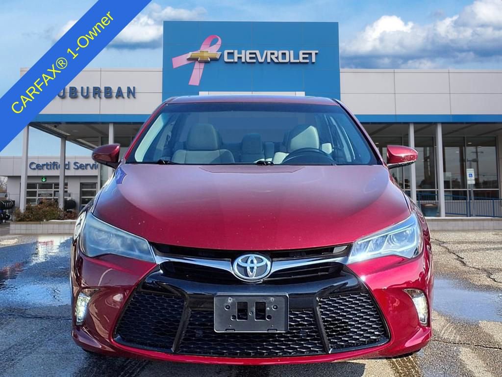 Used 2015 Toyota Camry XLE image 2