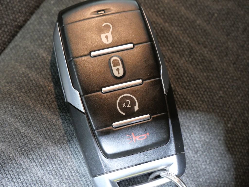 Used 2022 RAM 1500 Big Horn image 26