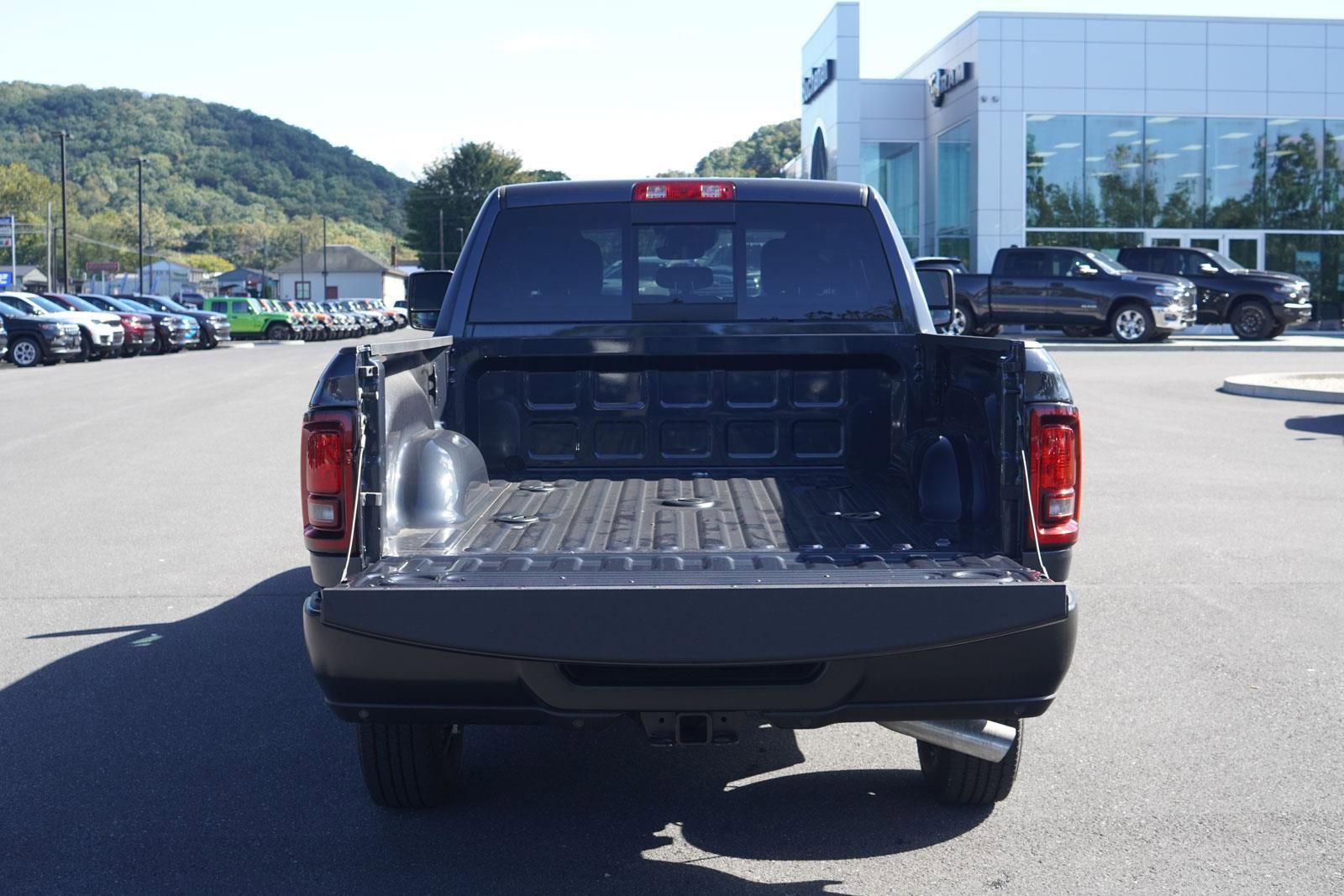 New 2025 RAM 2500 Tradesman image 12